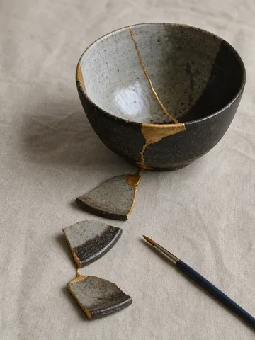 金缮裂纹叙事风